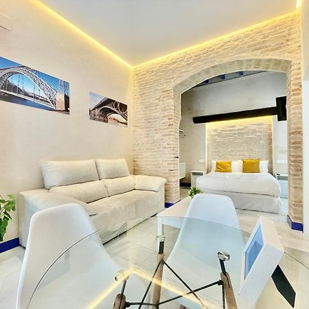Philippe'S Home Triana Sevilla Buitenkant foto